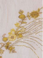 Seyrek Çiçek Desenli Payetli - Boncuklu - Taşlı Gold Kumaş - K29813