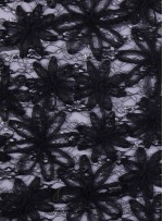 Tül Üzeri Çiçek Desenli Siyah Lase Kumaş - K3207