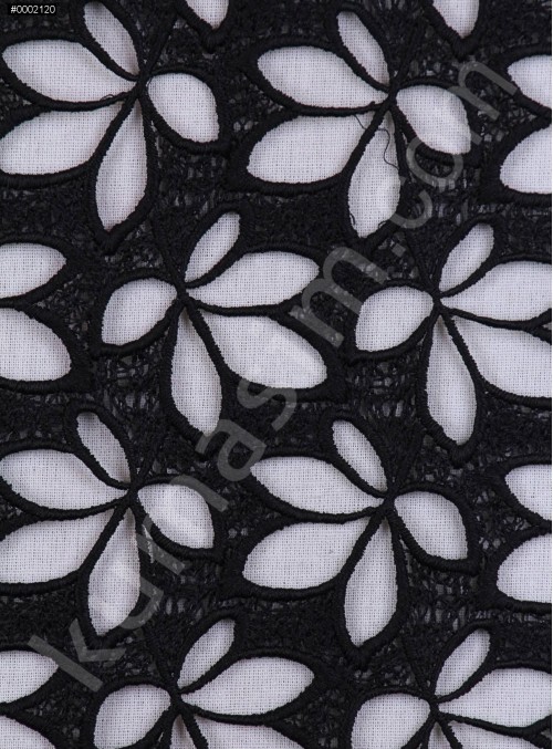 Çiçek Desenli Siyah Güpür Kumaş - K4076