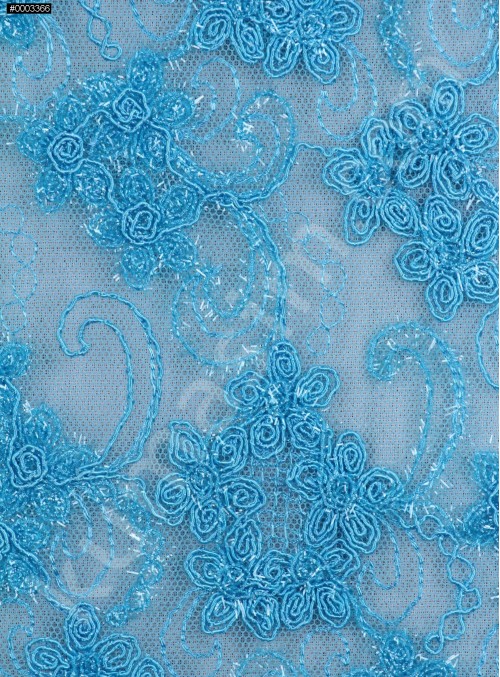 Tül Üzeri Çiçek Desenli Mavi Nakışlı ve Kordoneli Kumaş - K5093