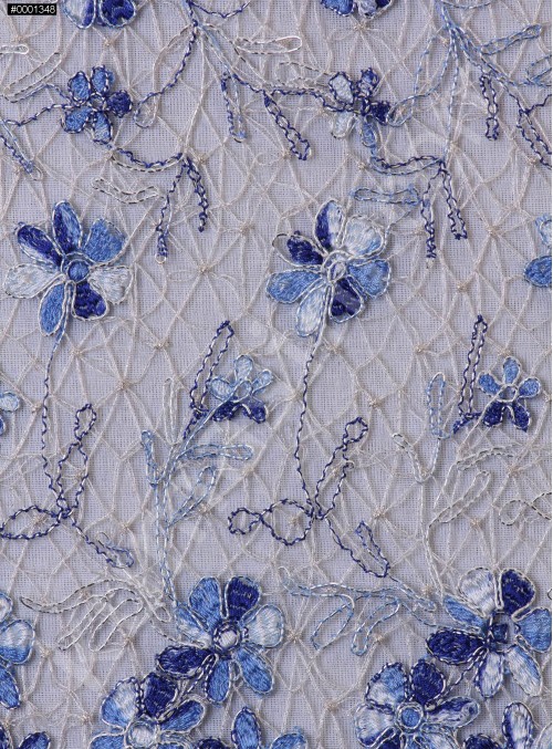 Tül Üzeri Çiçek Desenli Nakışlı Mavi Kumaş - K5096