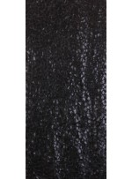 Şifon Üzeri Üçgen Desenli Elişi İşlemeli Siyah Payetli Kumaş - K5684