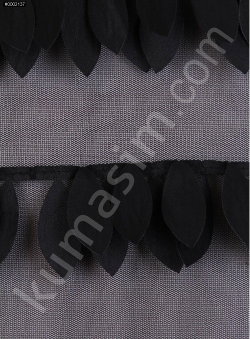 Yaprak Desenli Siyah Saçaklı Kumaş - K9017
