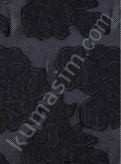 Tül Üzeri Çiçek Desenli Siyah Aplike Kumaş - K9485