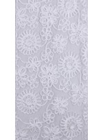 Çiçek Desenli Kordoneli Beyaz Kumaş - K9566