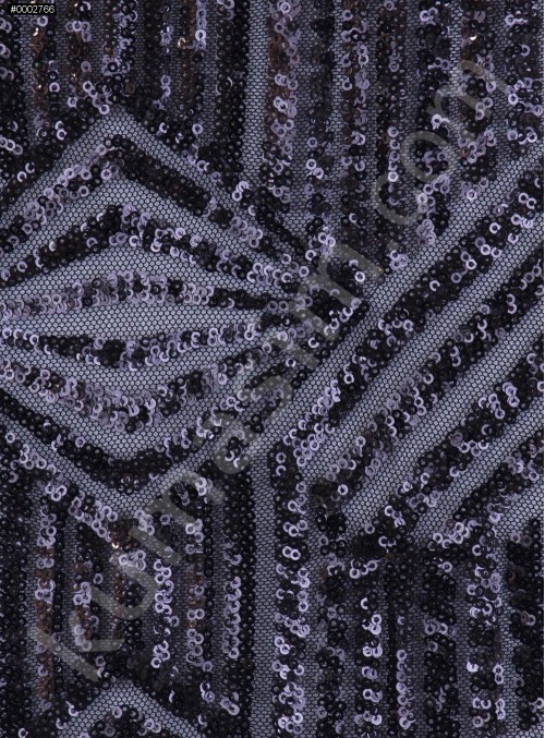 Tül Üzeri Geometrik Desenli Siyah Payetli Kumaş - K9671