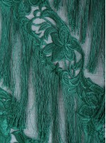 Yatay Açılı Yaprak Desenli Saçaklı Yeşil Abiyelik Kumaş - K9743