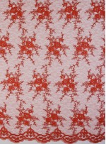Eteği Sulu Çiçek Desenli Kırmızı Kordoneli Dantel Kumaş - K9957